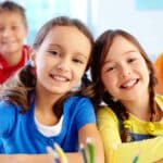 Bürgergeld: Extra Leistungen für Schüler zum Schulstart, Schulbedarf, Mittagessen 3 Extra Leistungen für Schüler - Schulstarterpaket, Schulbedarf, Mittagessen