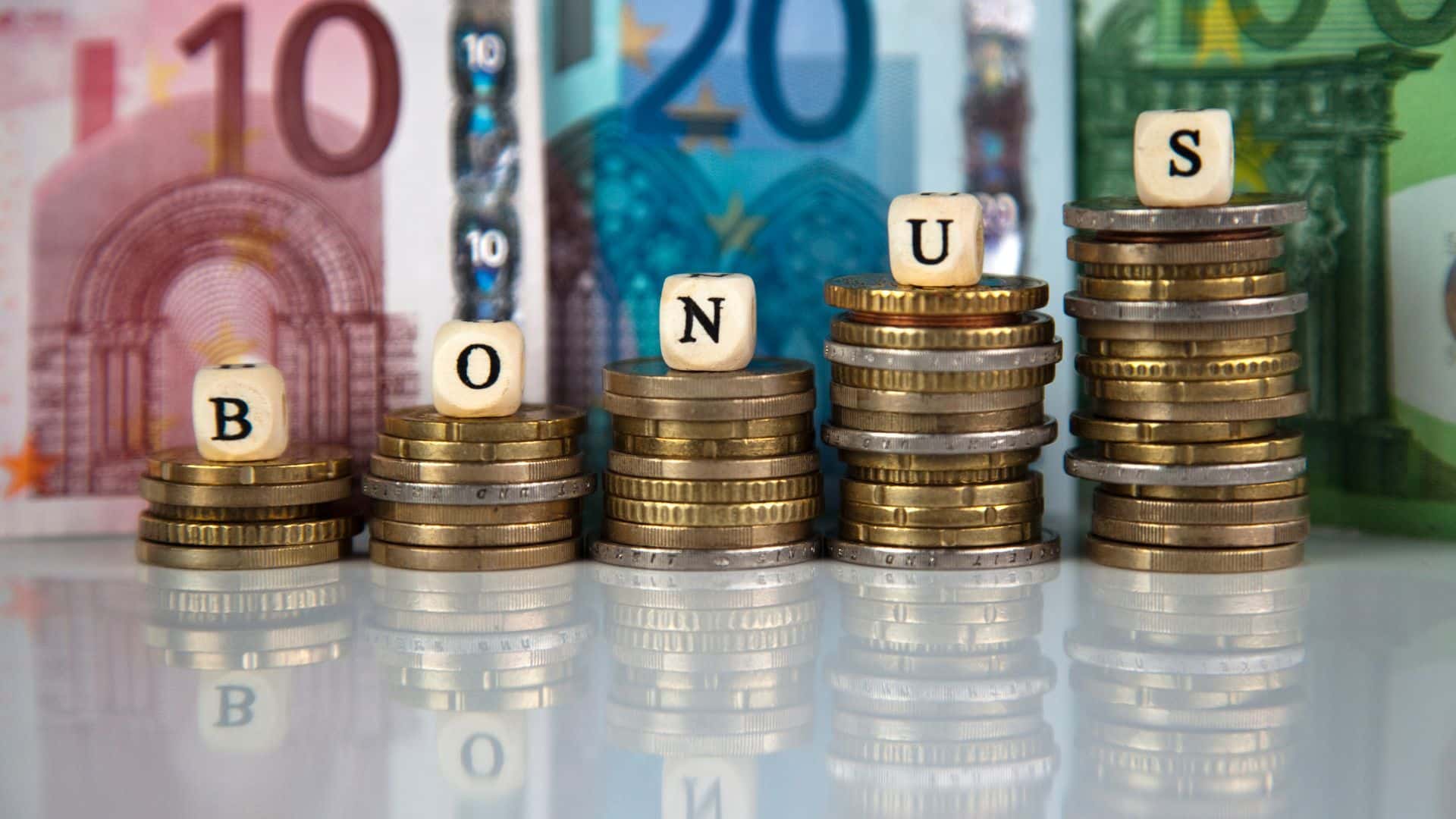 Bürgergeld 2023: So sichern Sie sich die höchsten Bonus-Zahlungen 2 Bürgergeld Bonus für September 2023 beantragen - Diese Zuschüsse gibt es auch im September.