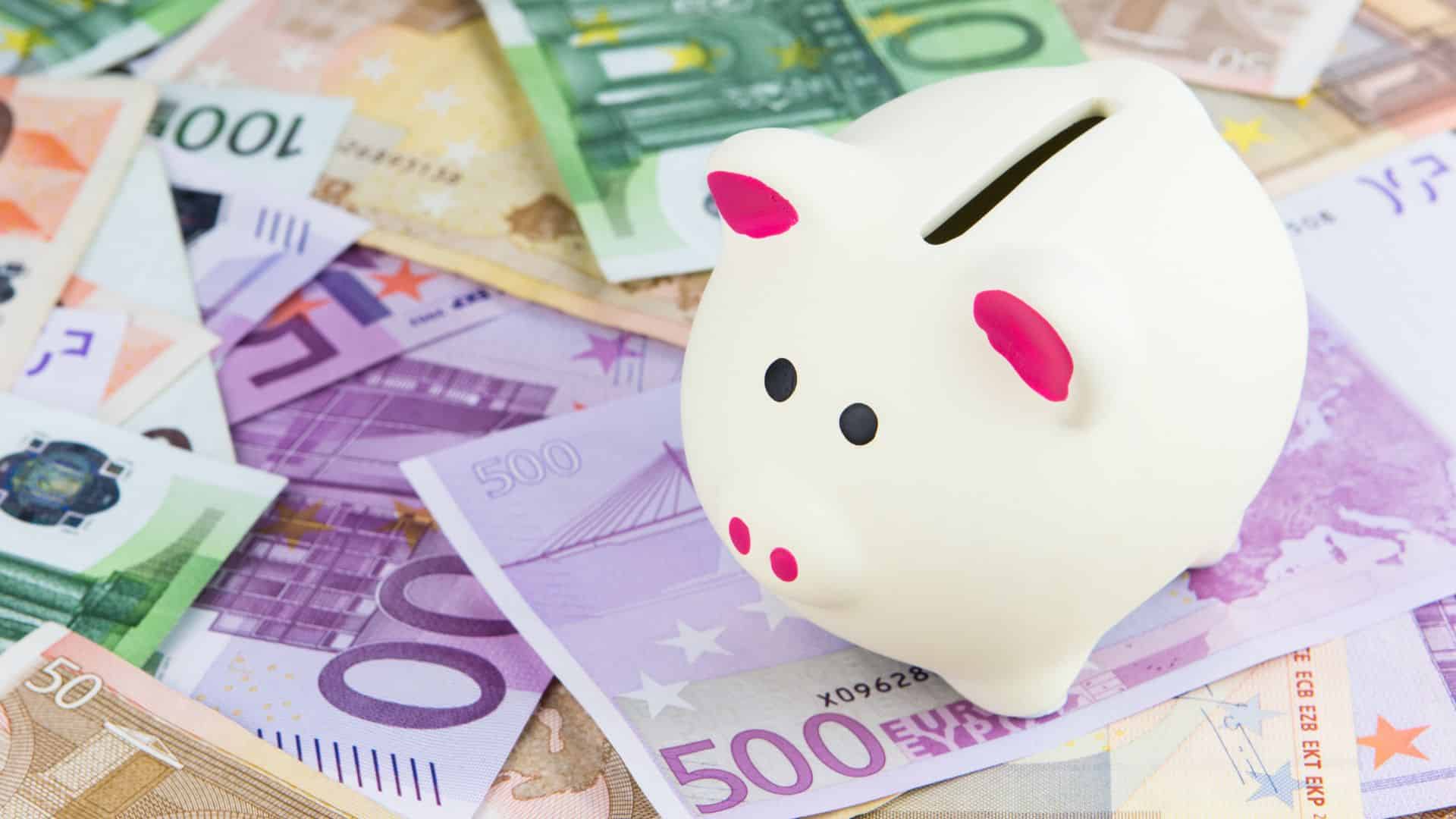 Jobcenter darf Bürgergeld zurückfordern: Neue Rechtsprechung bei verschwiegenem Vermögen – Das müssen Antragsteller beachten 2 Bürgergeld Urteil: Rückforderung des Jobcenters rechtens, wenn Vermögen verschwiegen