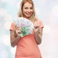 Mehr als 50 Euro Zuschuss pro Monat – Bürgergeld-Empfänger freuen sich 4 Mehr als 50 Euro Zuschuss pro Monat – Bürgergeld-Empfänger freuen sich