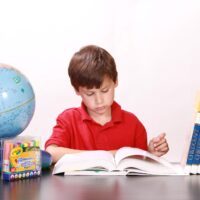 Bürgergeld: Anspruch auf Schüler Schreibtisch – wie den Zuschuss beantragen? 4 Bürgergeld: Anspruch auf Schüler Schreibtisch – wie den Zuschuss beantragen?