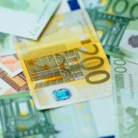 Klimageld: Bürgergeld-Empfänger und Rentner können kräftig profitieren 4 Klimageld: So viel Geld sollen Bürgergeld-Empfänger und Rentner bekommen