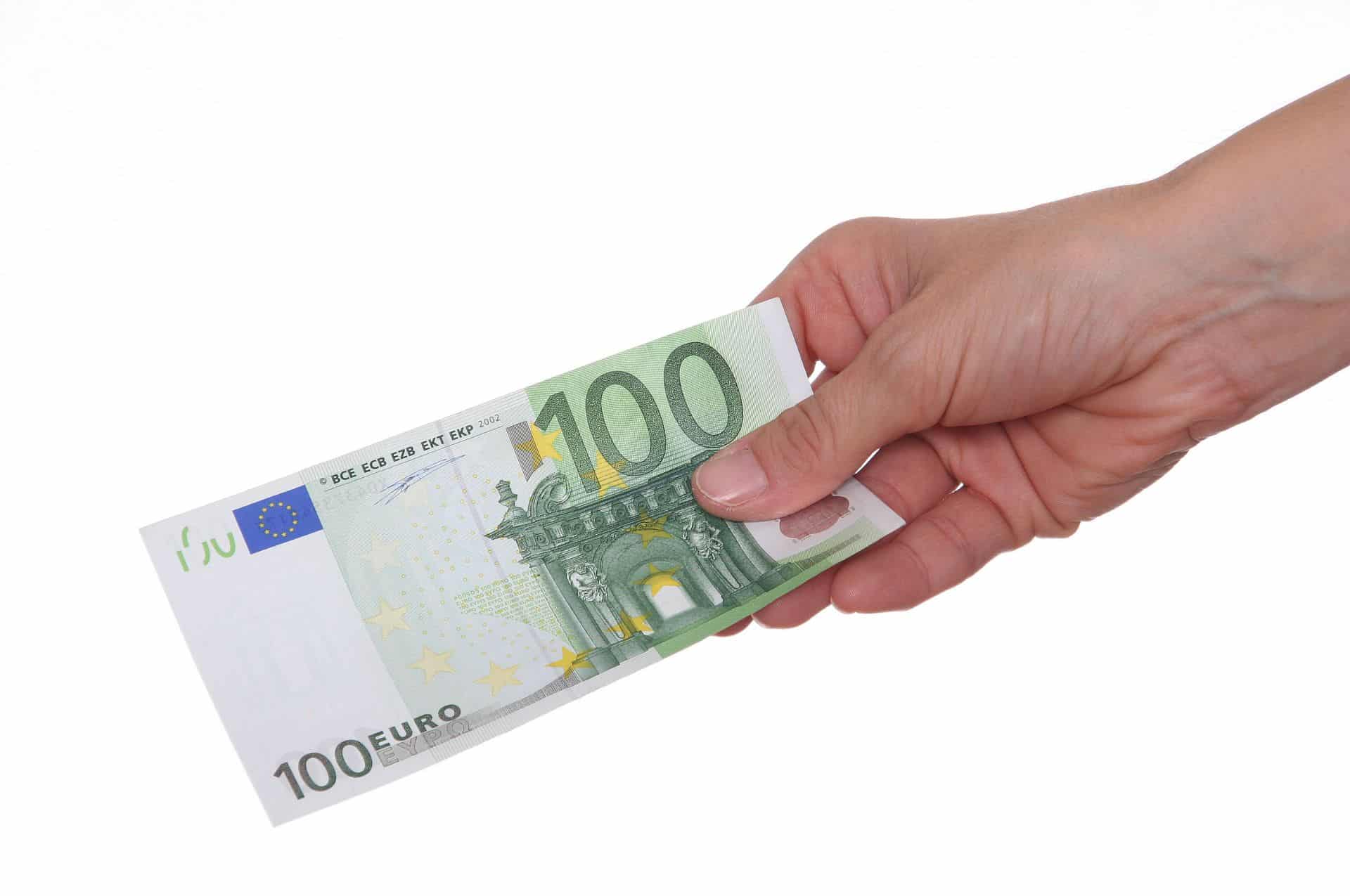 Geburtstagsgeld vom Staat: Jetzt 100 Euro sichern! Auch für Bürgergeld-Empfänger 2 Geburtstagsgeld vom Staat: Jetzt 100 Euro sichern! Auch für Bürgergeld-Empfänger