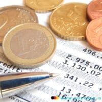 Vorsicht: Bareinzahlung auf Girokonto als anrechenbares Einkommen beim Bürgergeld - Urteil! 4 Bareinzahlungen aufs Konto können Bürgergeld Anspruch mindern