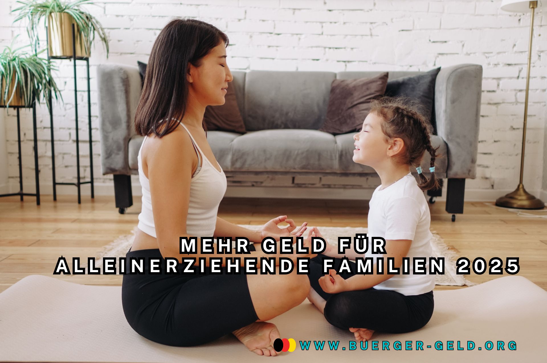 Familienbericht: Jede fünfte Familie alleinerziehend oder getrennt - mehr Geld! 2 Mutter sitzte vor kleiner Tochter auf dem Fußboden