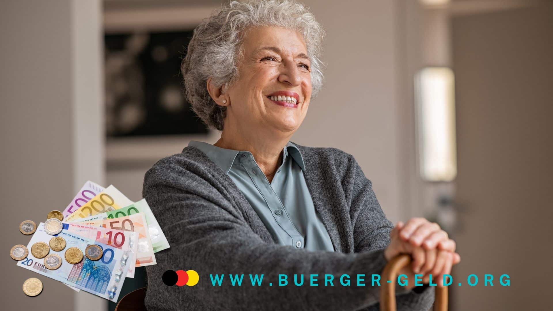 Rentenerhöhung 2025 fix: 4,6 Prozent mehr Geld in Österreich 2 Ältere Frau lächelt über Geld