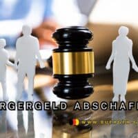 Kann das Bürgergeld abgeschafft werden? Verfassungsrechtliche Grenzen! 4 Figuren einer Familie neben Richterhammer