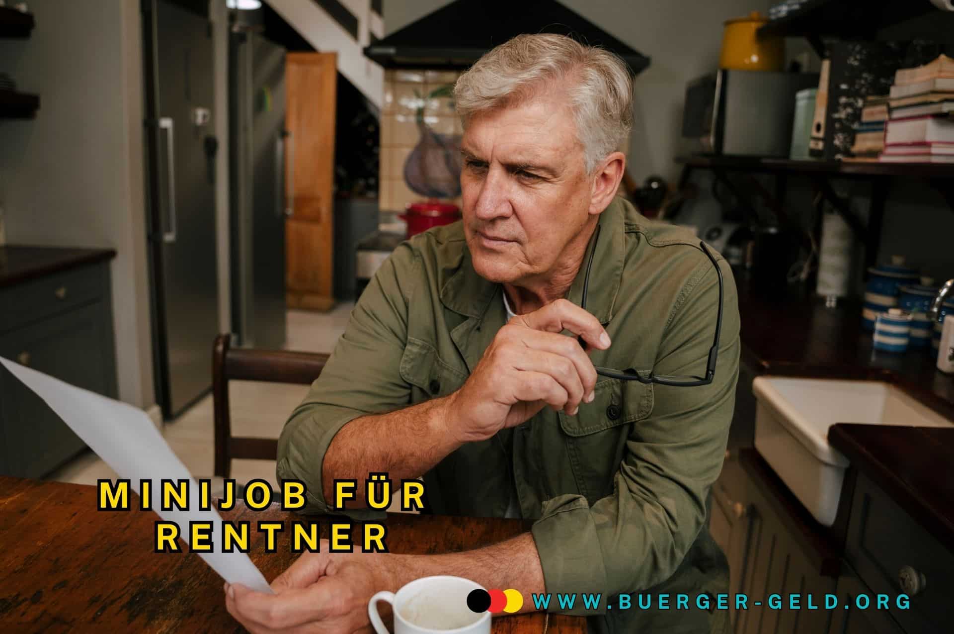 Top 10 Minijobs für Rentner 2025: Rente steuerfrei aufbessern & flexibel arbeiten 2 Rentner am Arbeitstisch