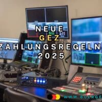 Neue Zahlungsregeln beim Rundfunkbeitrag (GEZ-Gebühr): Was sich 2025 ändert 4 viele Bildschirme nebeneinander auf Tisch