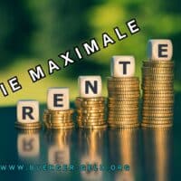 Höchstrente: Wie hoch ist 2025 die maximale Rente in Deutschland? 5 geldstapel mit den Buchstaben für Rente darauf