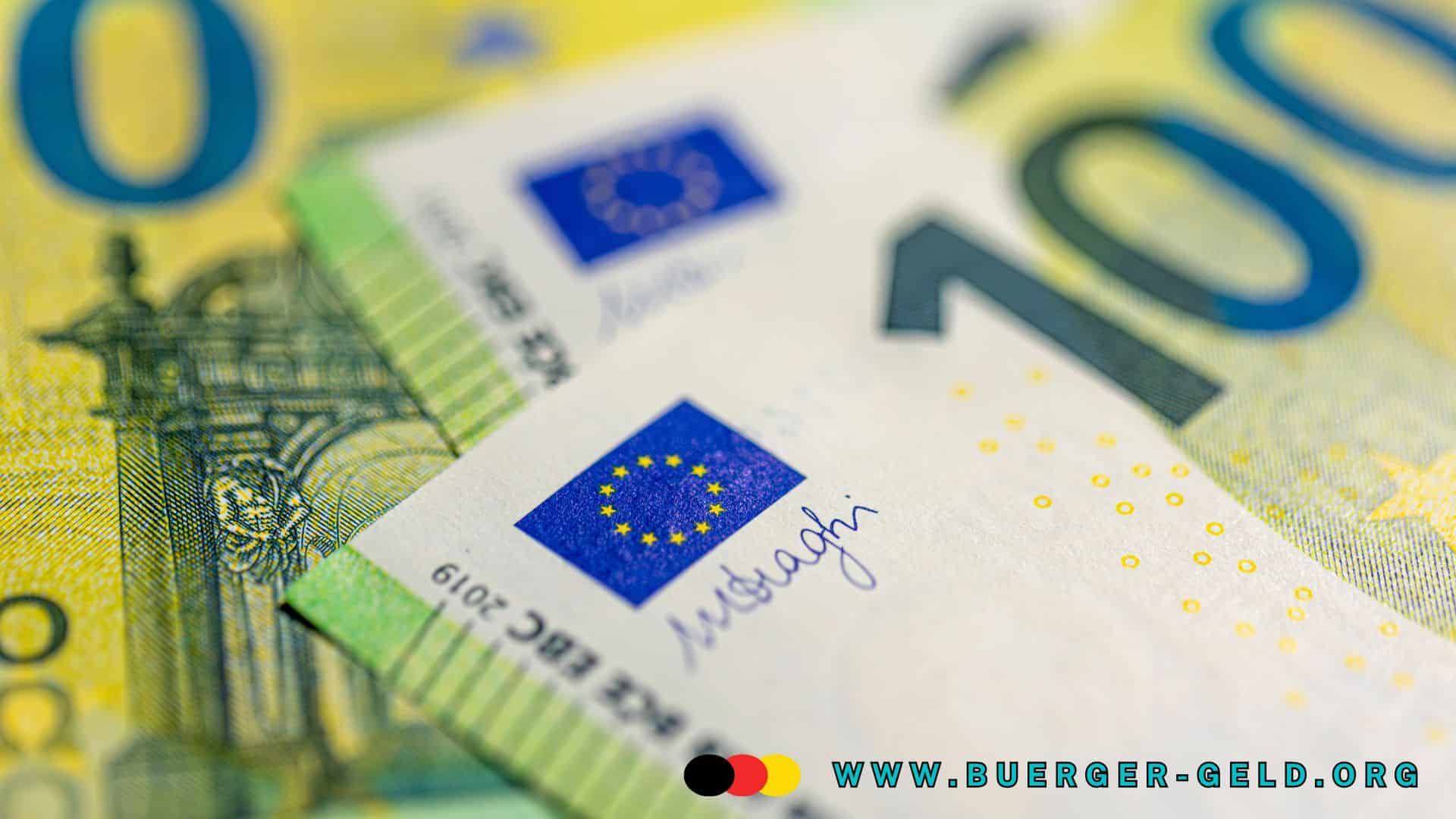 mehrere 100 Euro Banknoten in Nahaufnahme und der Schriftzug www.buerger-geld.org