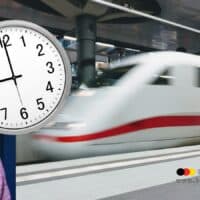 Zug zum Flug verspätet: So sichern sich (nicht nur) Rentner ihre Ansprüche bei der Bahn im Urlaub 2025 5 Rentner wegen Zugverspätung nicht pünktlich am Flughafen