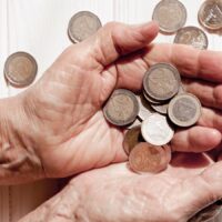 Pflegegeld 2026: Wann es bei Krankenhaus, Kurzzeit- und Verhinderungspflege weitergezahlt wird 5 Pflegegeld bei Krankenhaus, Kurzeit-, Verhinderungspflege