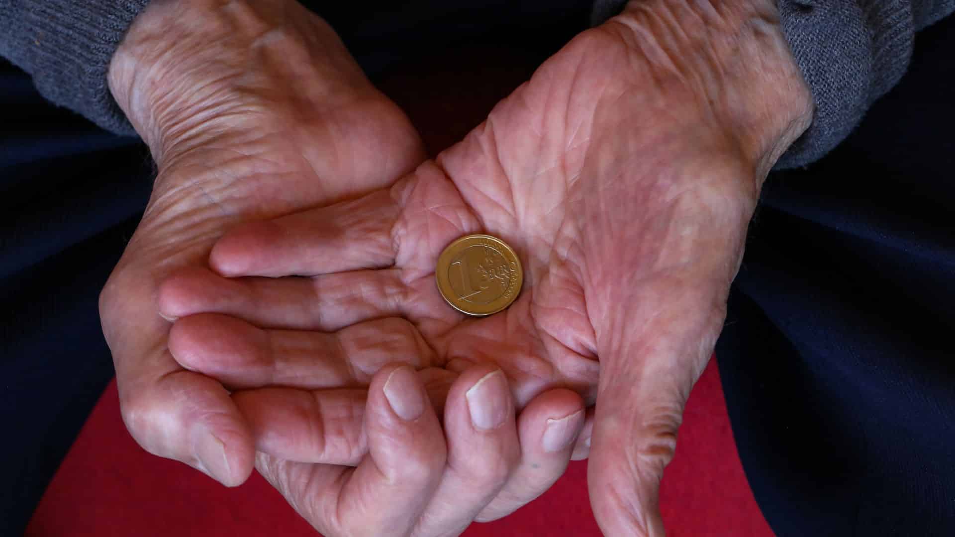 Rentenerhöhung 2023: Was bleibt Rentnern, die mit Bürgergeld oder Grundsicherung aufstocken?