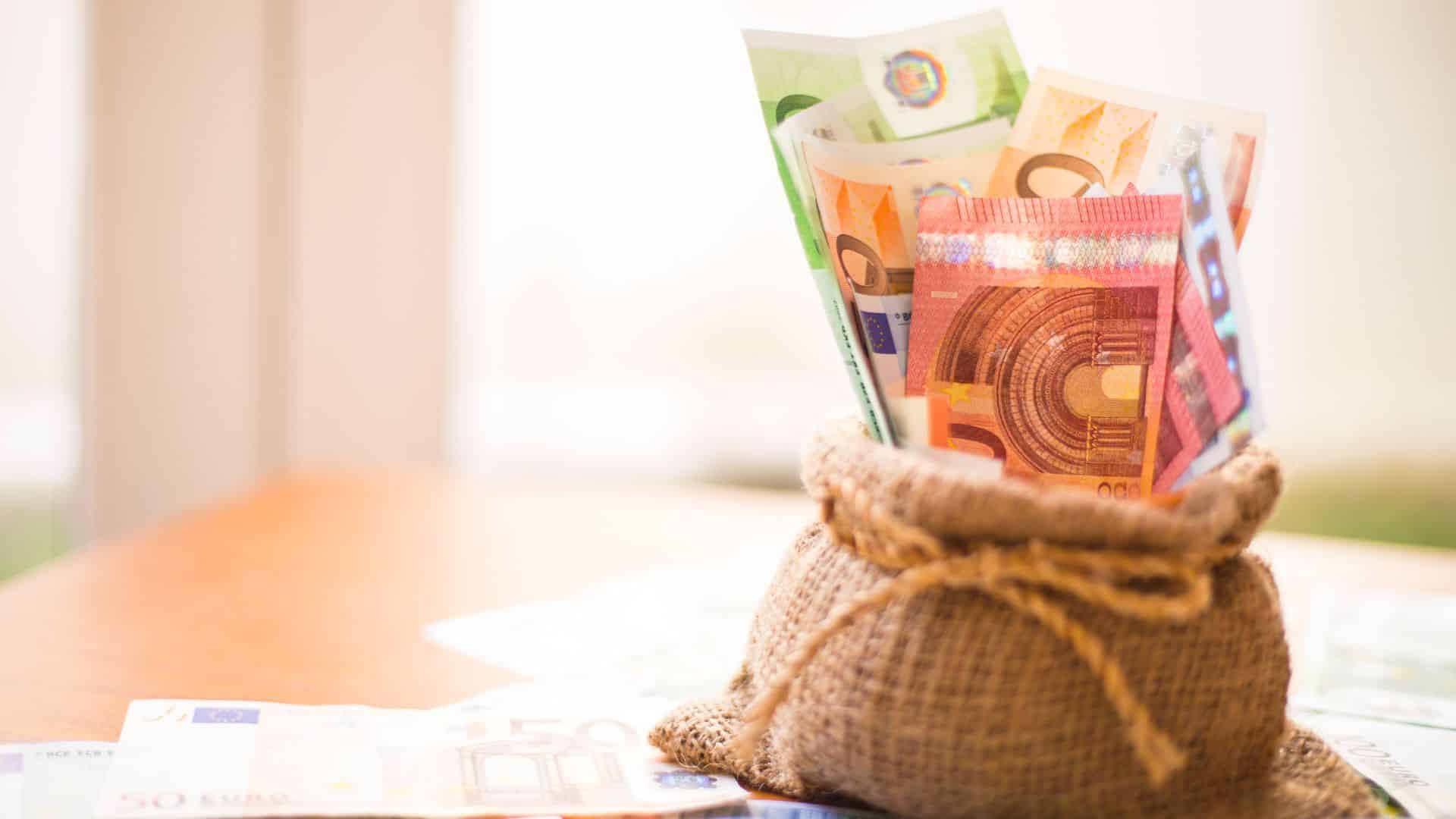 Bürgergeld: Sparbuch und Co – Was ist für das Schonvermögen wichtig?