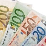 220 Euro pro Monat extra: Wer bekommt die Sonderzahlungen automatisch?