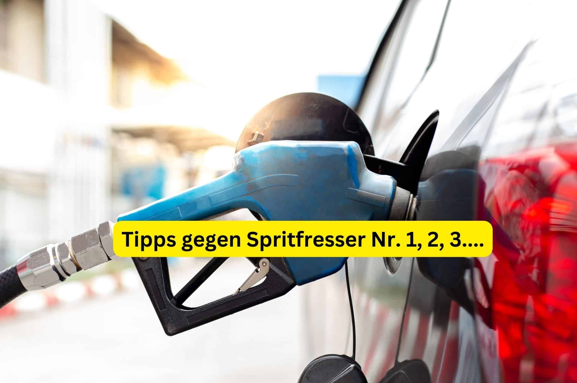 Sprit sparen beim Auto - das müssen insbesondere Fahrer mit kleinem Einkommen, wie Rentner oder Bürgergeld Bezieher.