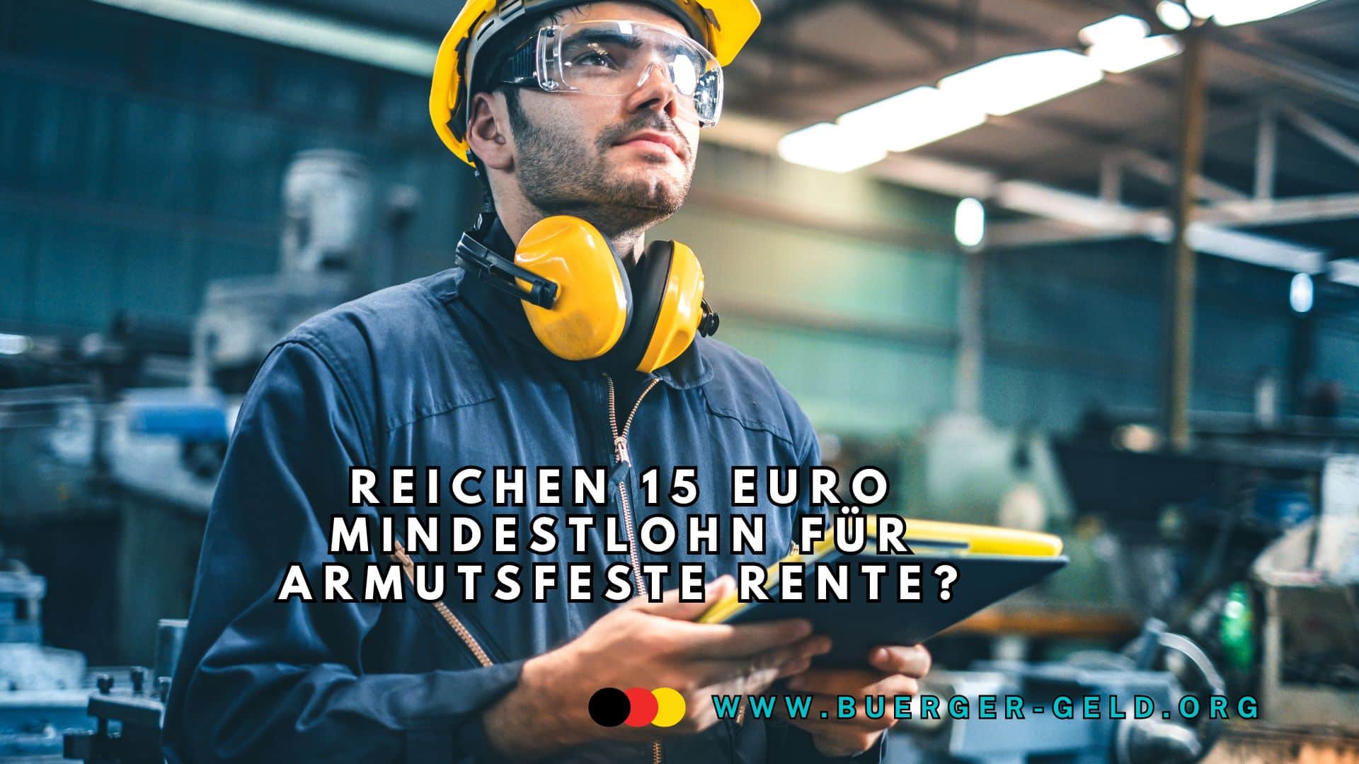 Arbeiter mit gelbem Helm und Ohrenschützern