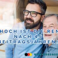 jüngerer Mann nimmt Senior in den Arm