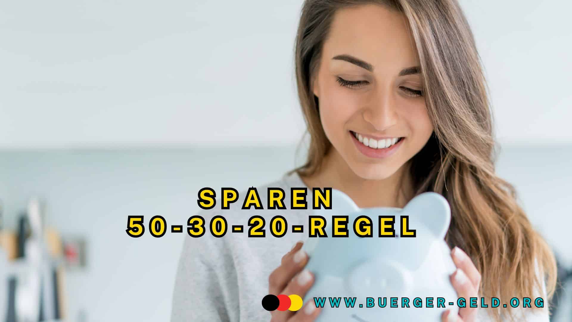 Eine Frau hält ein Sparschwein in ihren Händen.