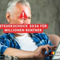 Rentner prüft Steuerpflicht am PC für 2026