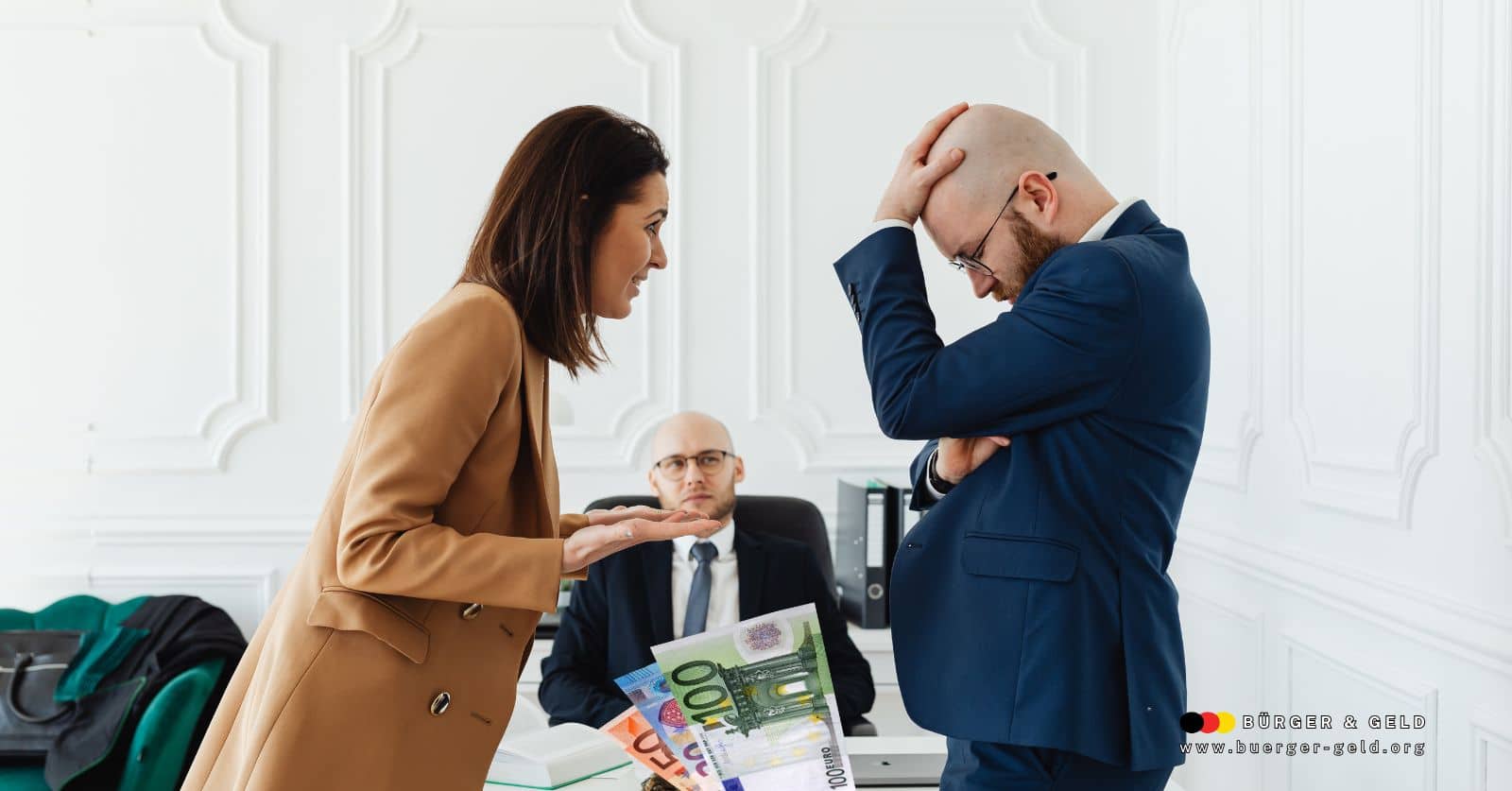 Gescheidenes Ehepaar streitet um Unterhalt, wenn Ex deutlich mehr verdient.