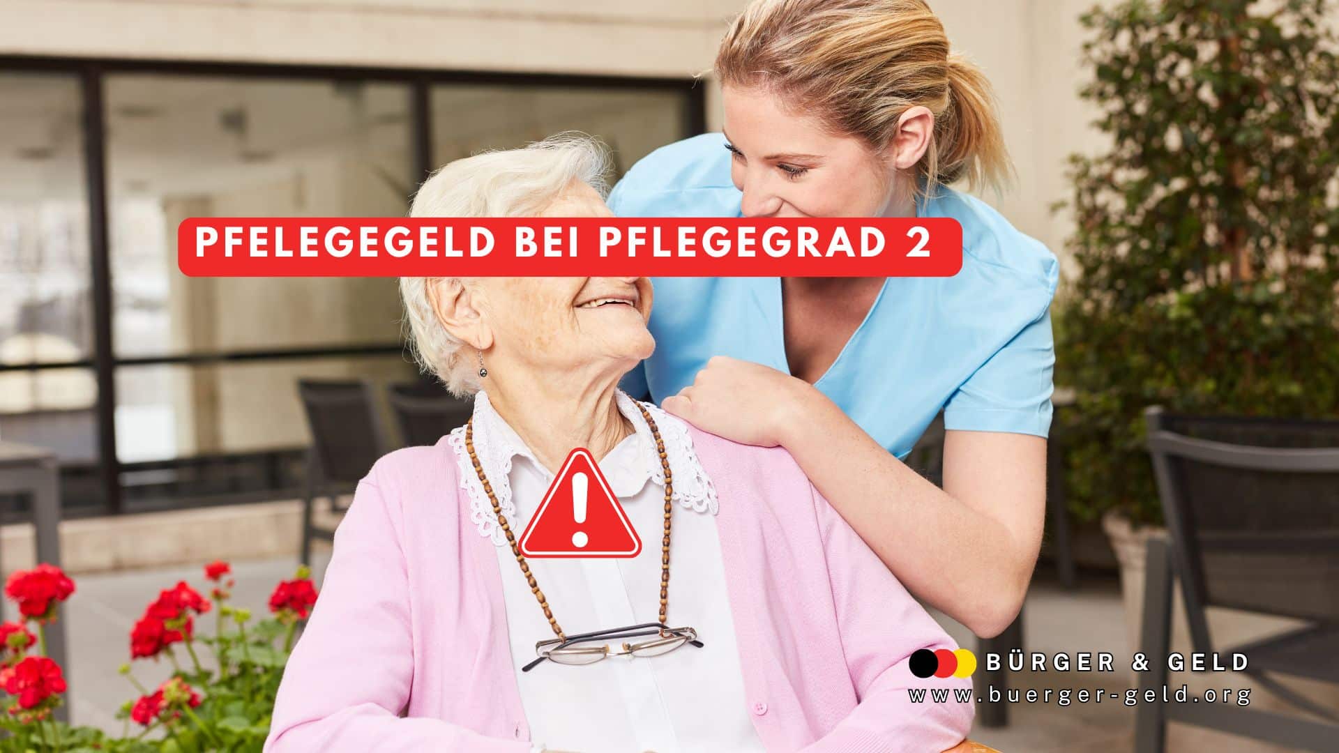 Junge Frau beugt sich über ältere Frau