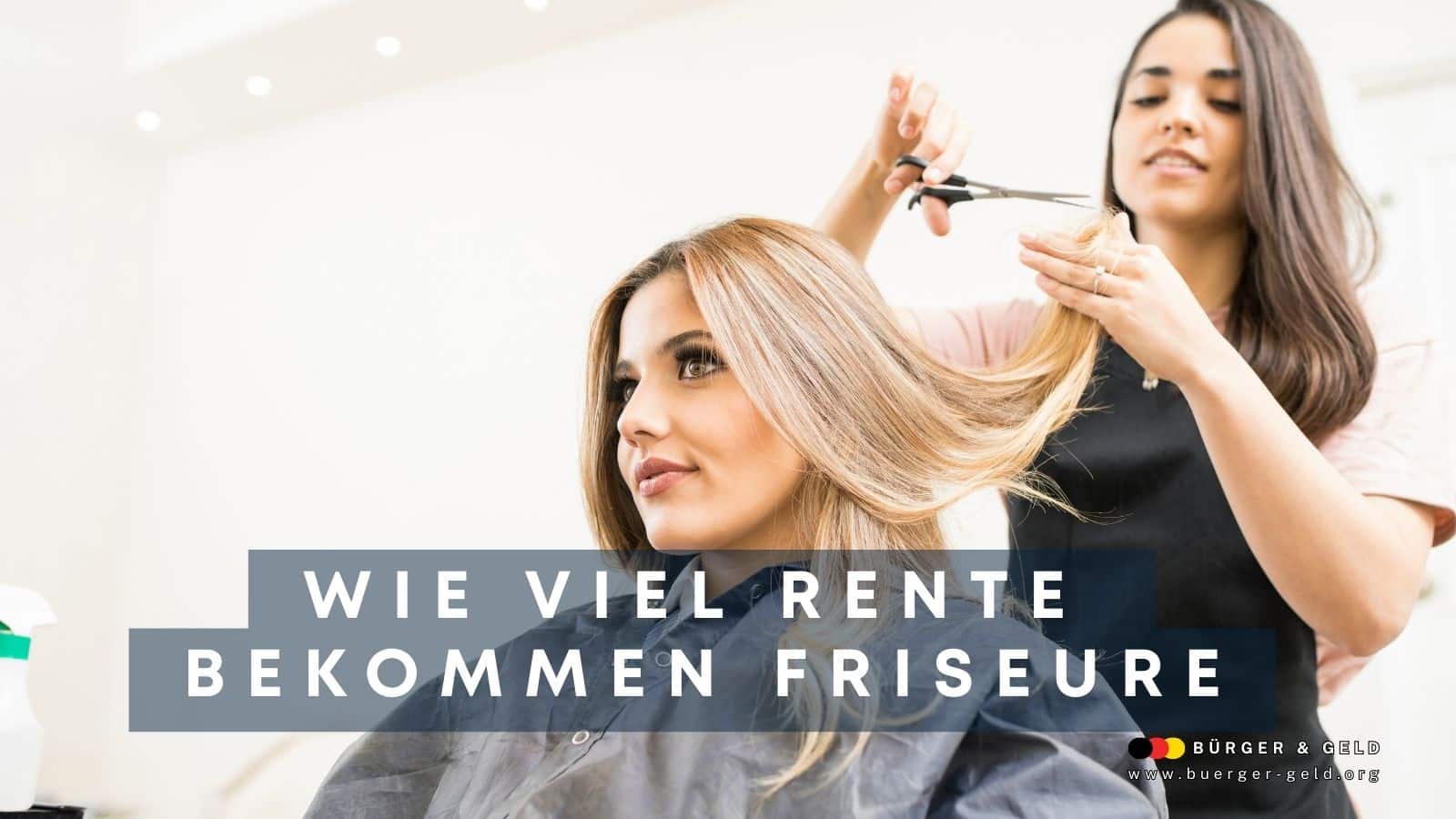 Friseurin schneidet Kundin im modernen Salon die Haare – Symbolbild für das Thema Rente im Friseurberuf, verwendet von Bürger & Geld.
