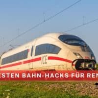 Moderner ICE der Deutschen Bahn fährt durch eine grüne Landschaft bei klarem Himmel, dazu der Titel "Die besten Bahn-Hacks für Rentner" und das Logo von Bürger & Geld am Bildrand.