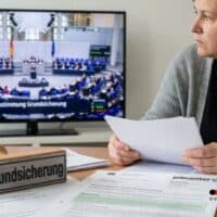 Bürgergeld-Aus: Bundestag entscheidet heute über neue Grundsicherung mit härteren Regeln 5 Bundestag: Bürgergeld ist abgeschafft