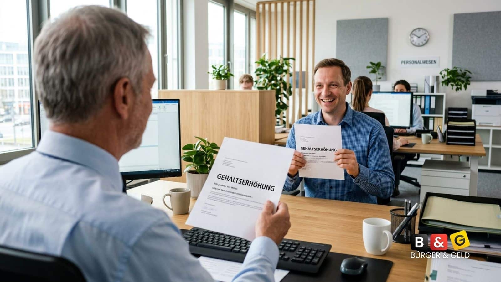 Mehr Geld für NRW-Beamte: Landesregierung übernimmt Tarifabschluss 1:1