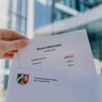 Neue Gehaltsuntergrenze für NRW-Beamte: Landesregierung beschließt Besoldungsreform bis 2027
